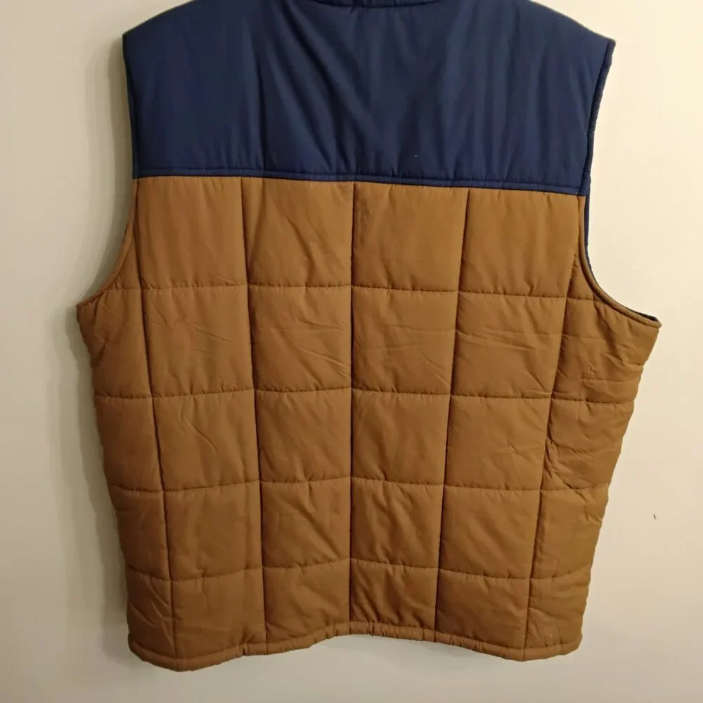 Ariat Men's Tan and Navy Quilted Vest. Excellent Condition.. XLT - Picture 3 of 7